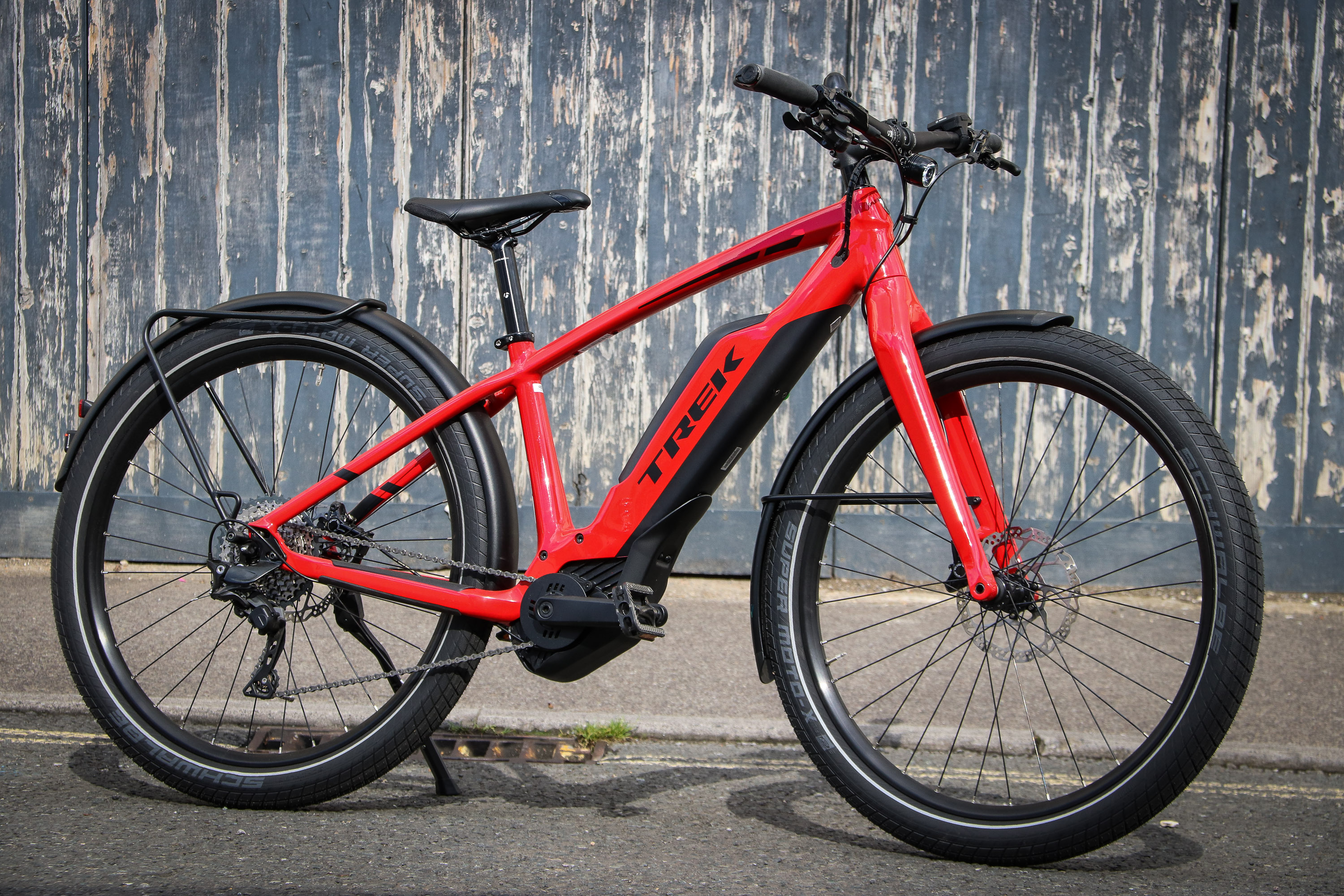 trek super commuter 8 e bike